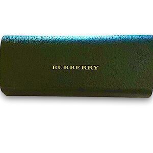 Burberry eyeglass case in excellent pre owned condition